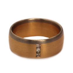 Ring in Gold mit Diamant