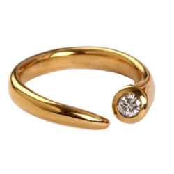 Ring in Gold mit Diamant